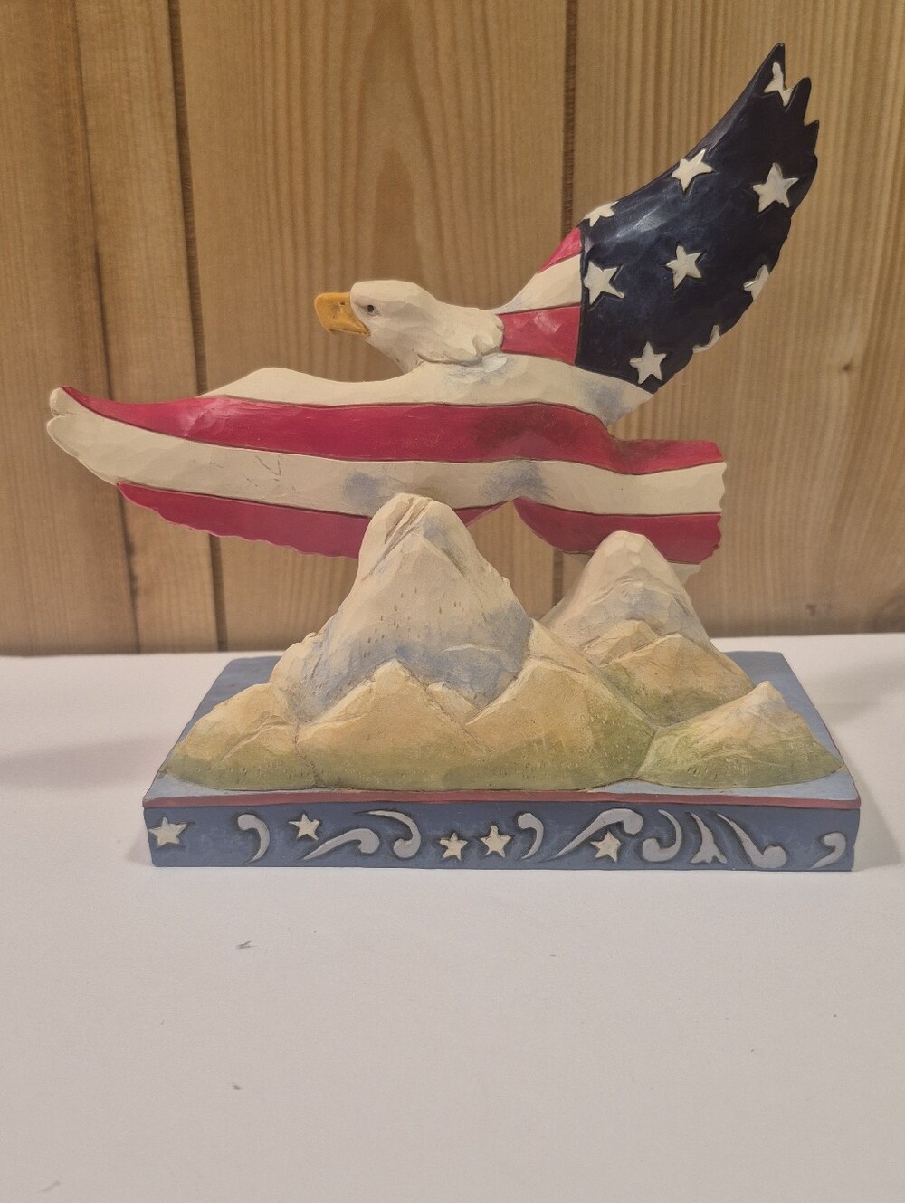 Jim Shore Heartwood Creeks "STARS and STRIPES FOREVER SOAR" Figurine. 4056949